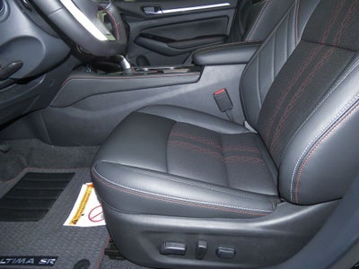 2025 Nissan Altima 2.5 SR