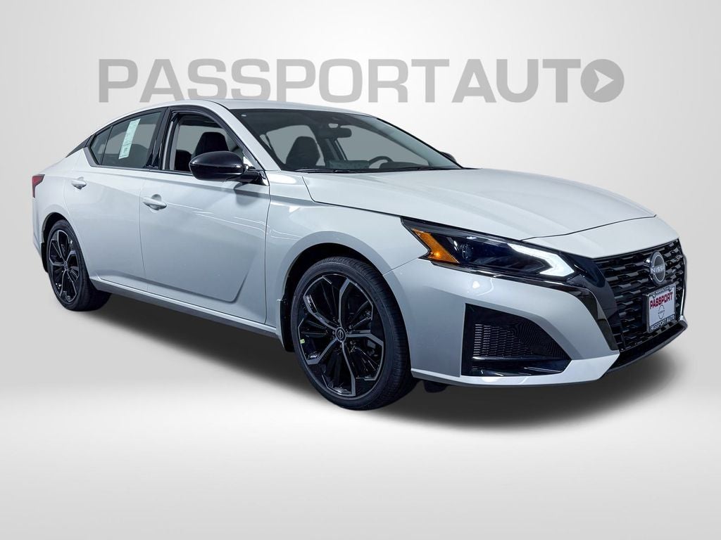 2025 Nissan Altima 2.5 SR