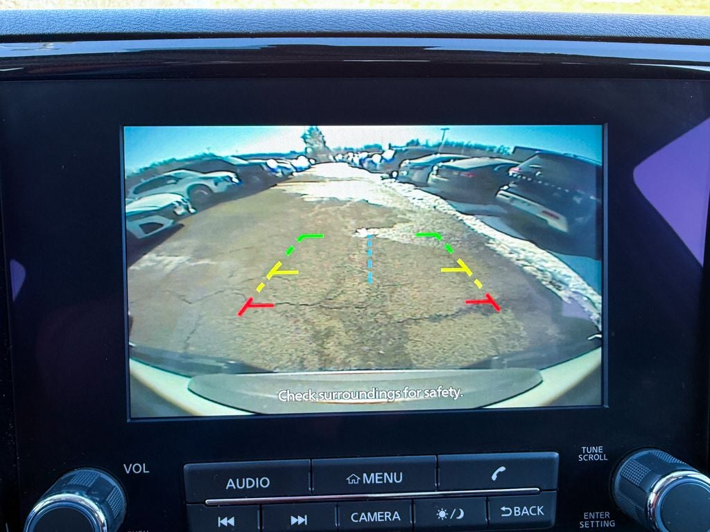 2024 Nissan Frontier SV