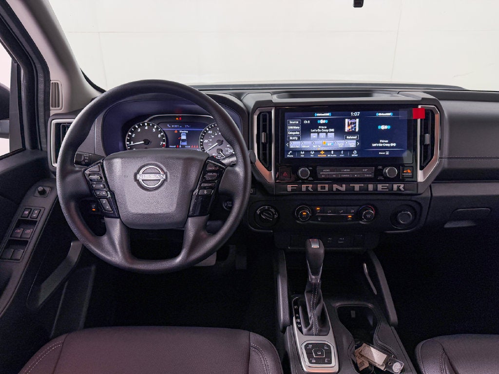 2027 Nissan Frontier SV