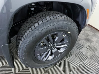 2027 Nissan Frontier SV