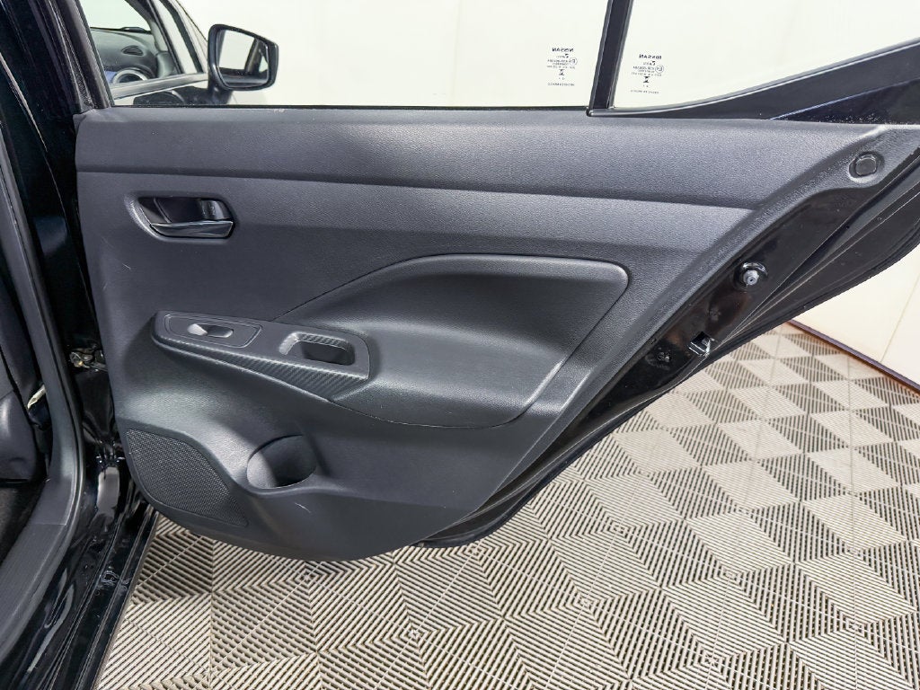 2024 Nissan Versa 1.6 SV