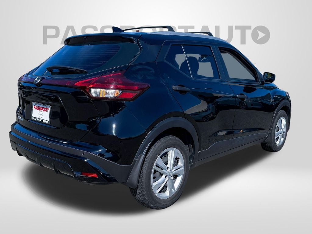2023 Nissan Kicks S