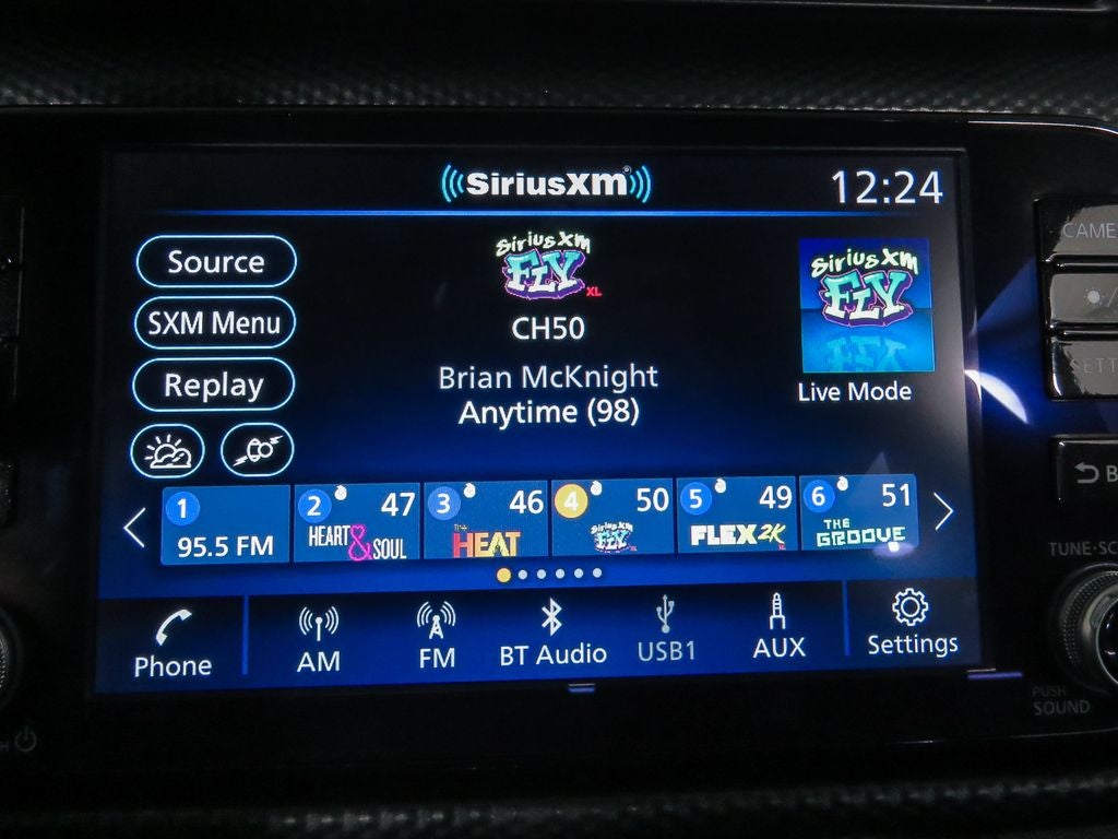 2024 Nissan Kicks SV