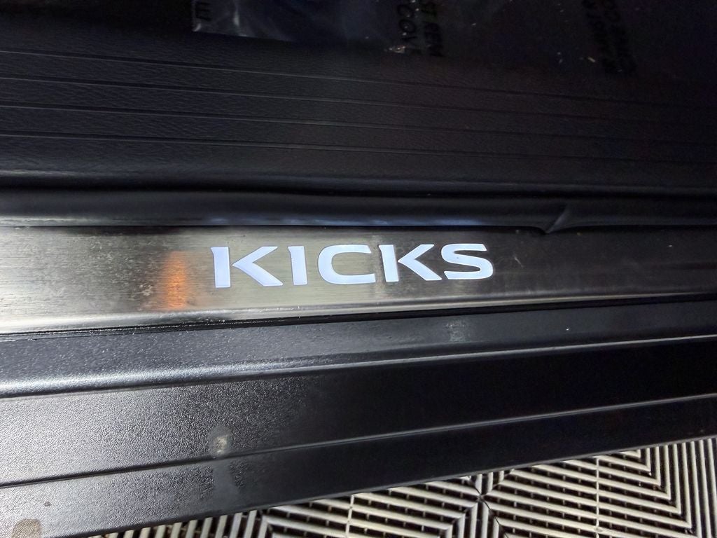 2024 Nissan Kicks SV