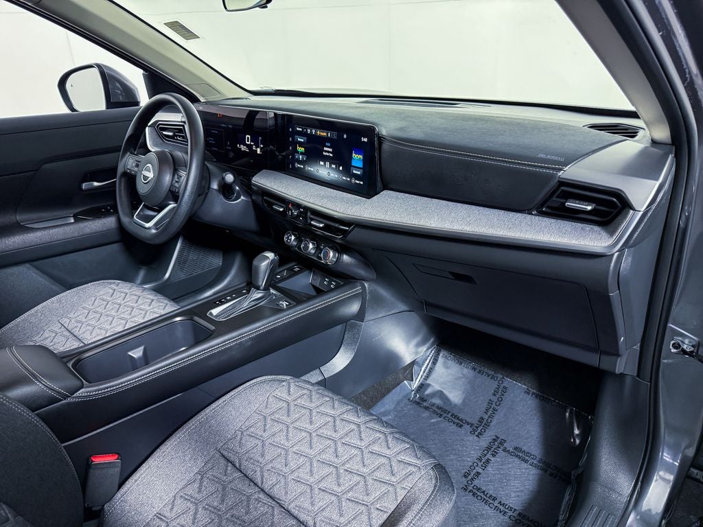 2025 Nissan Kicks SV