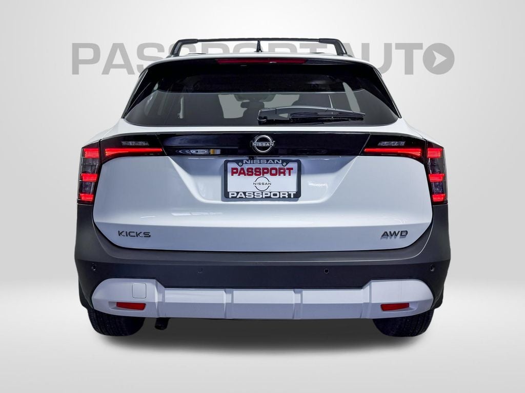 2026 Nissan Kicks SV