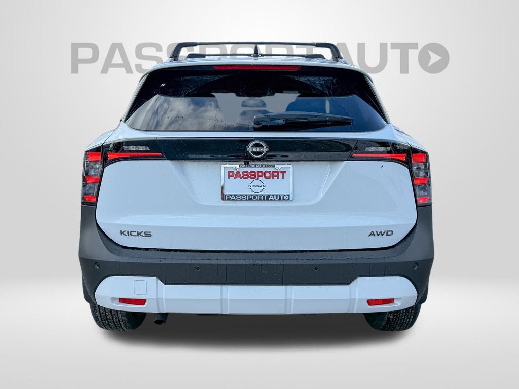 2026 Nissan Kicks SV