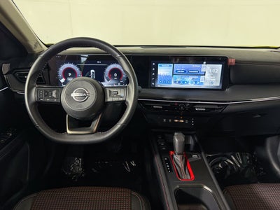 2025 Nissan Kicks SR