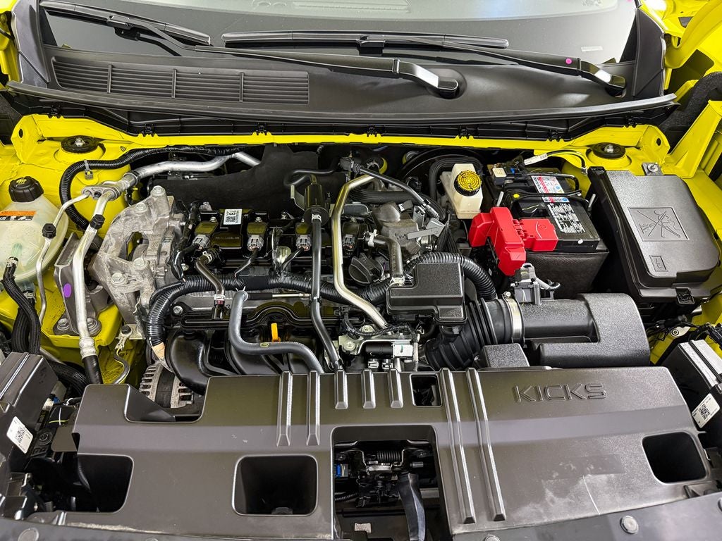 2025 Nissan Kicks SR