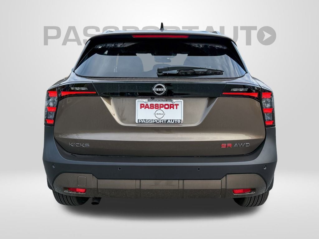 2026 Nissan Kicks SR