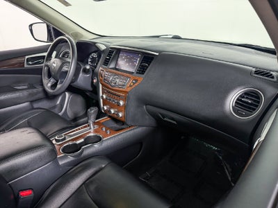 2017 Nissan Pathfinder Platinum