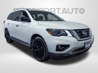 2017 Nissan Pathfinder Platinum