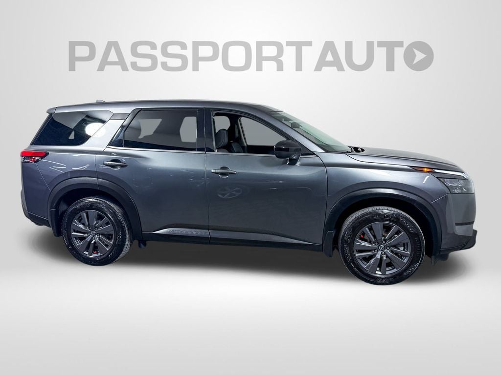 2024 Nissan Pathfinder S