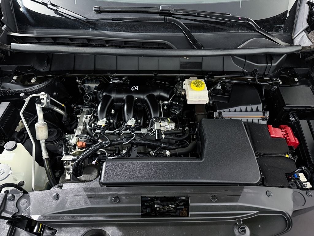 2024 Nissan Pathfinder S