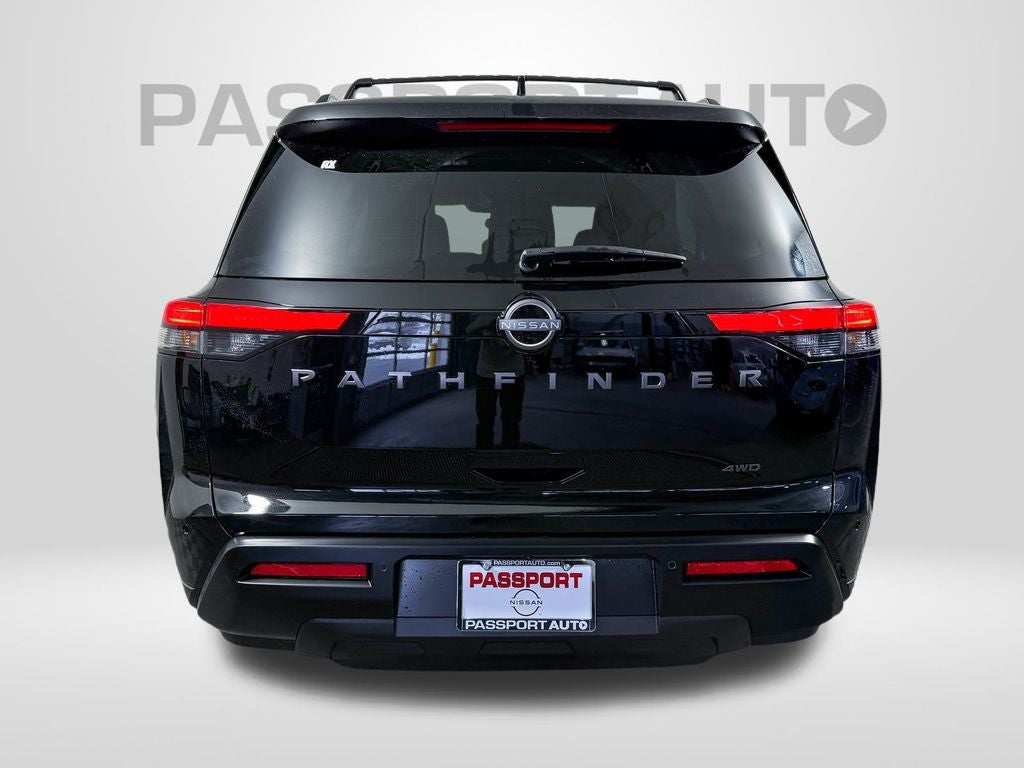 2026 Nissan Pathfinder SV