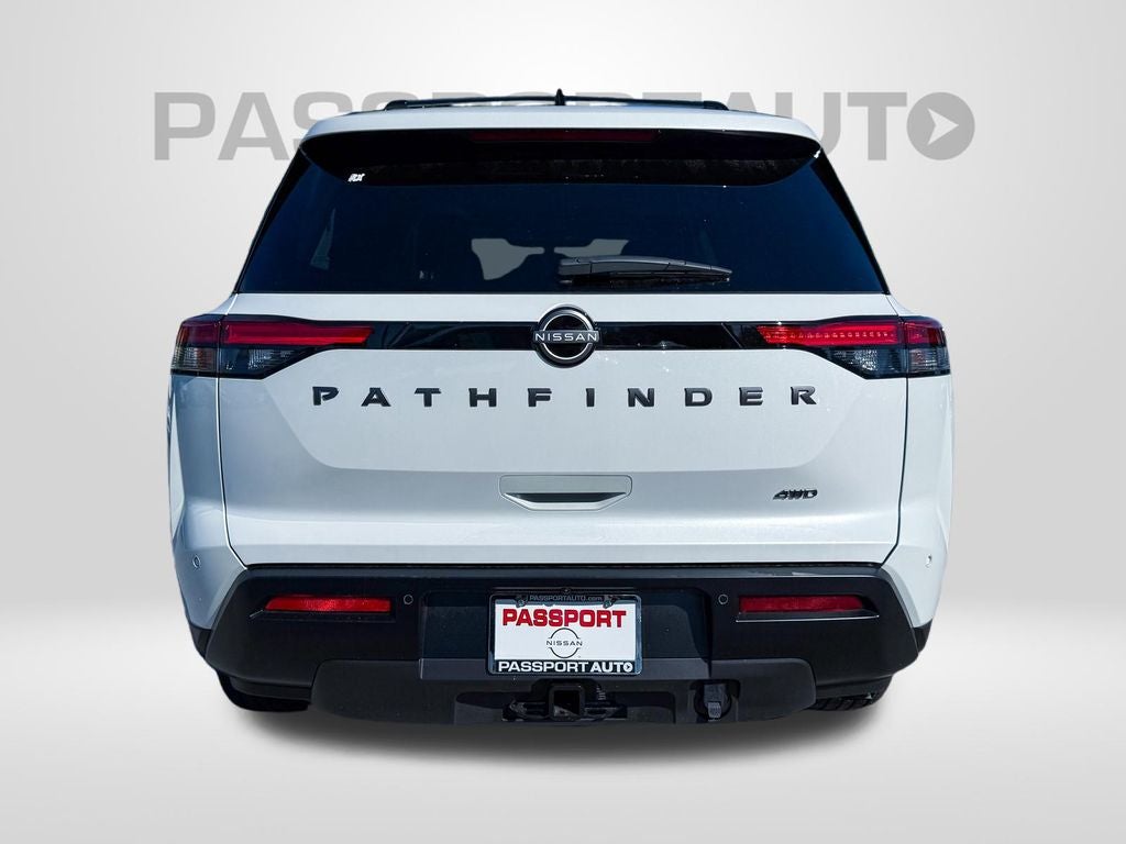 2026 Nissan Pathfinder SV