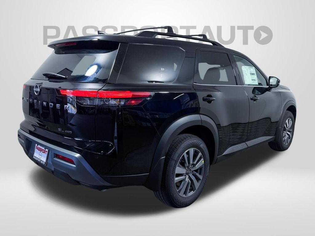 2026 Nissan Pathfinder SL