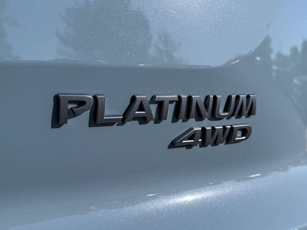 2026 Nissan Pathfinder Platinum