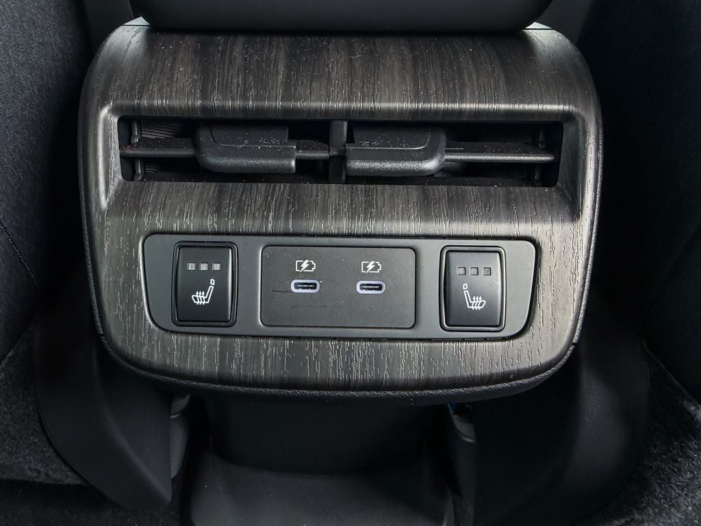 2025 Nissan Ariya ENGAGE