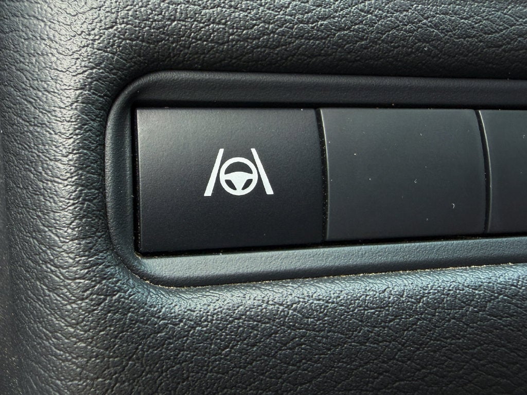 2025 Nissan Armada SV