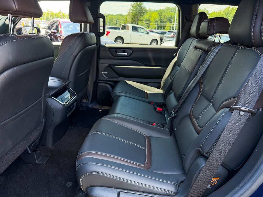 2025 Nissan Armada SL