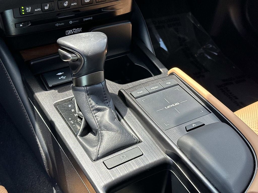 2022 Lexus ES 350 Ultra Luxury