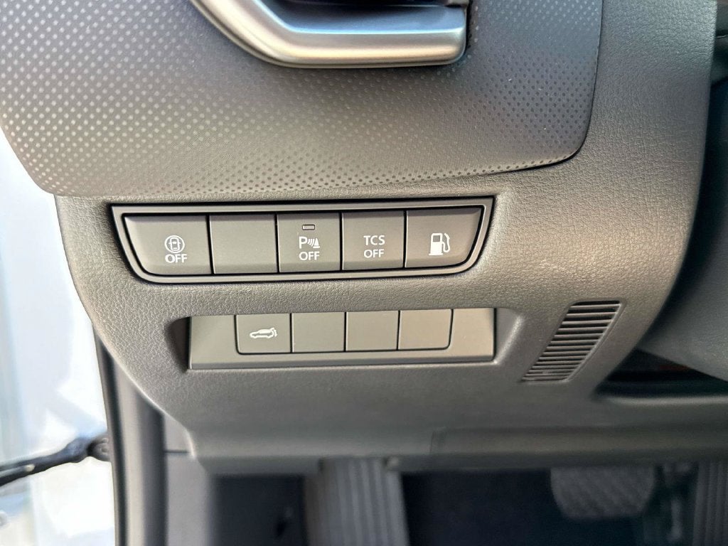 2026 Mazda Mazda CX-50 Hybrid Preferred AWD