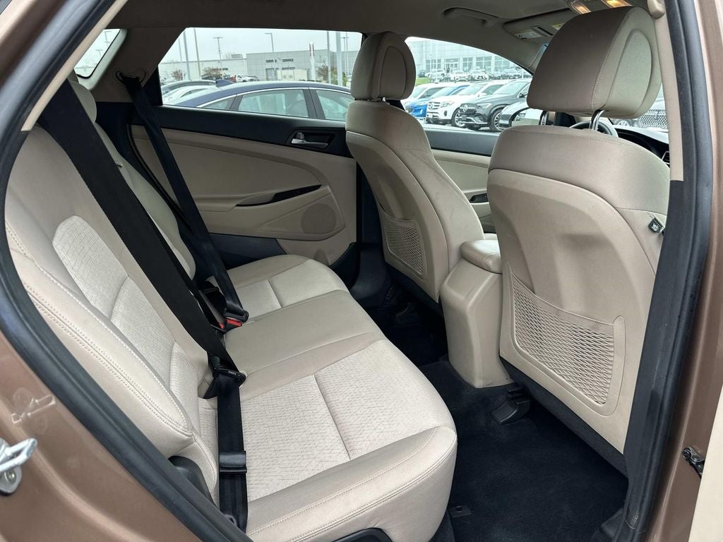 2016 Hyundai Tucson SE