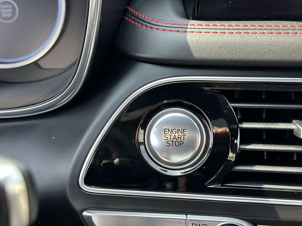 2023 Genesis G70 3.3T Sport Prestige Package (04)