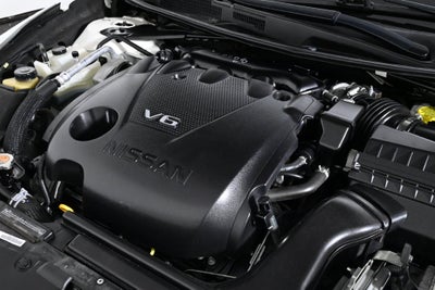 2023 Nissan Maxima SR Nissan Certified