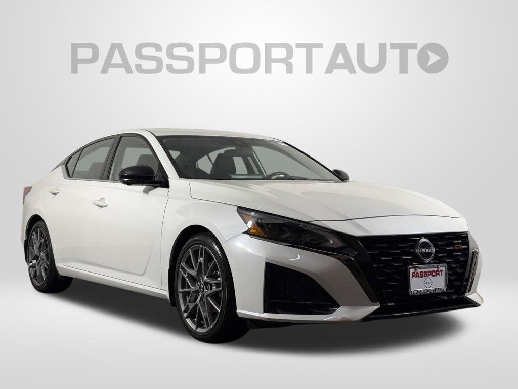2024 Nissan Altima 2.0 SR