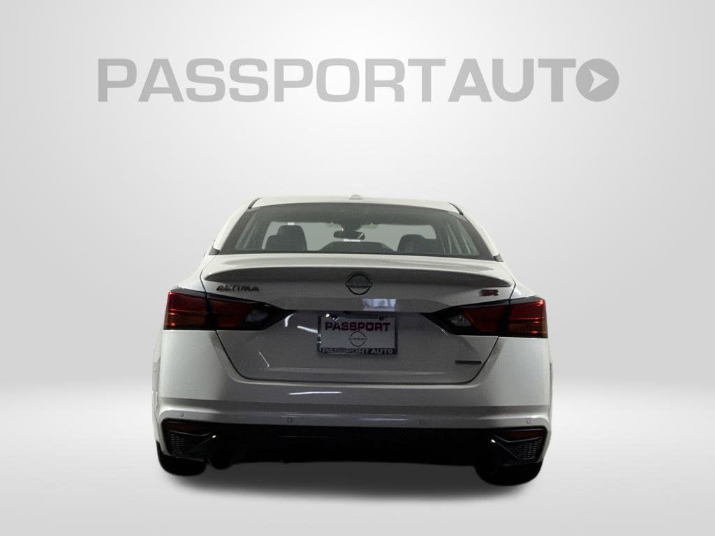 2024 Nissan Altima 2.0 SR