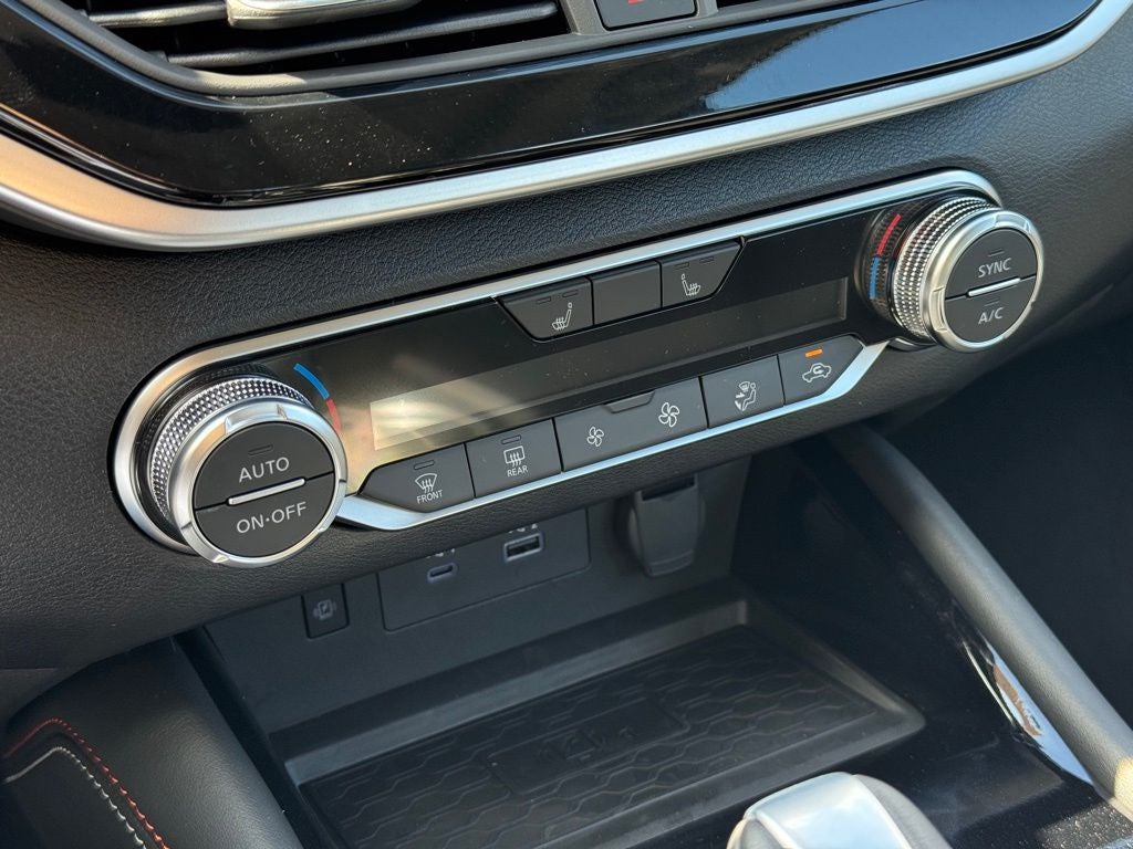 2025 Nissan Altima 2.5 SR