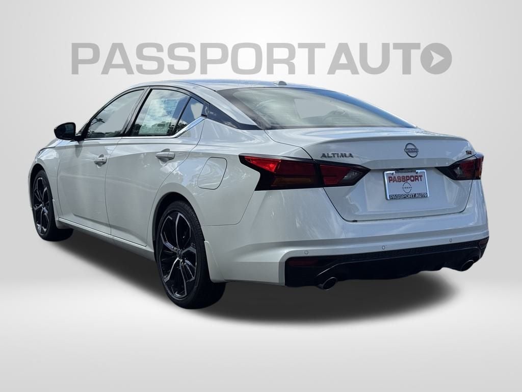 2025 Nissan Altima 2.5 SR