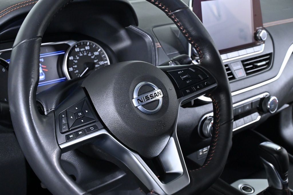 2022 Nissan Altima 2.5 SR Nissan Certified