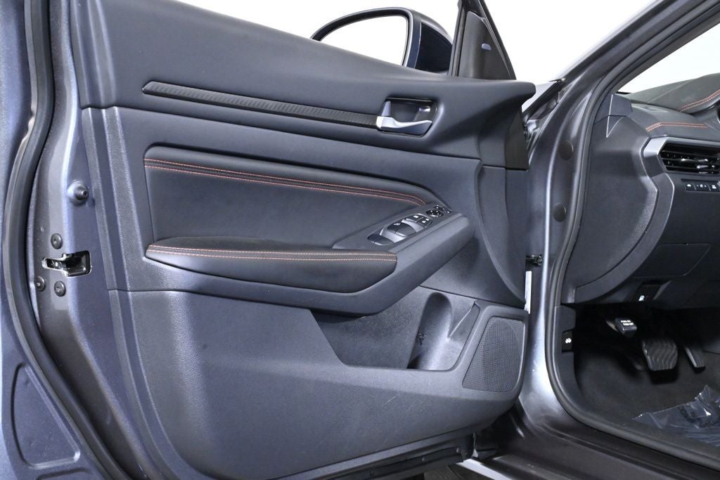 2022 Nissan Altima 2.5 SR Nissan Certified