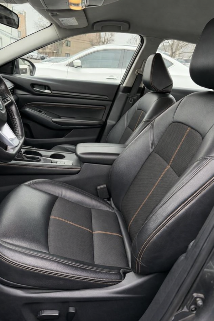 2022 Nissan Altima 2.5 SR Certified Select