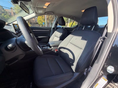 2023 Nissan Altima 2.5 SV Nissan Certified