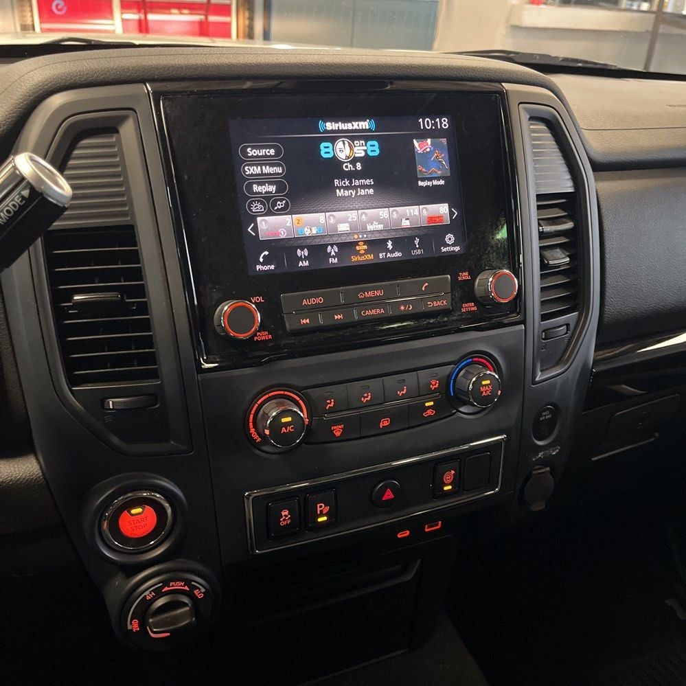 2024 Nissan Titan SV