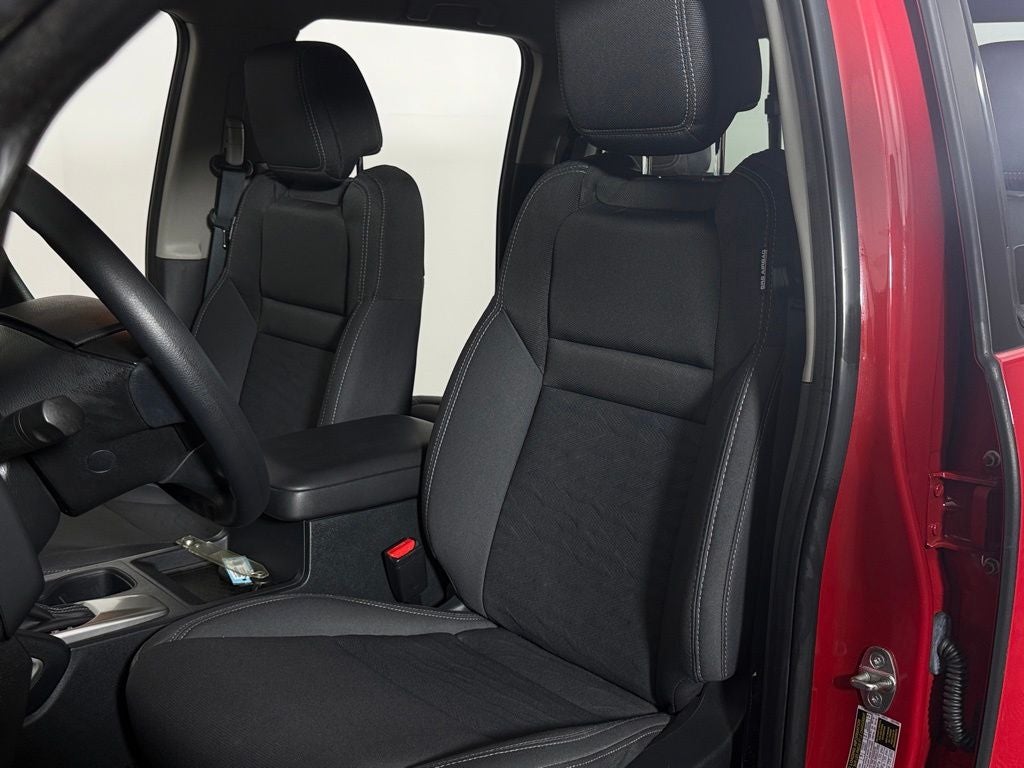 2022 Nissan Frontier SV Nissan Certified