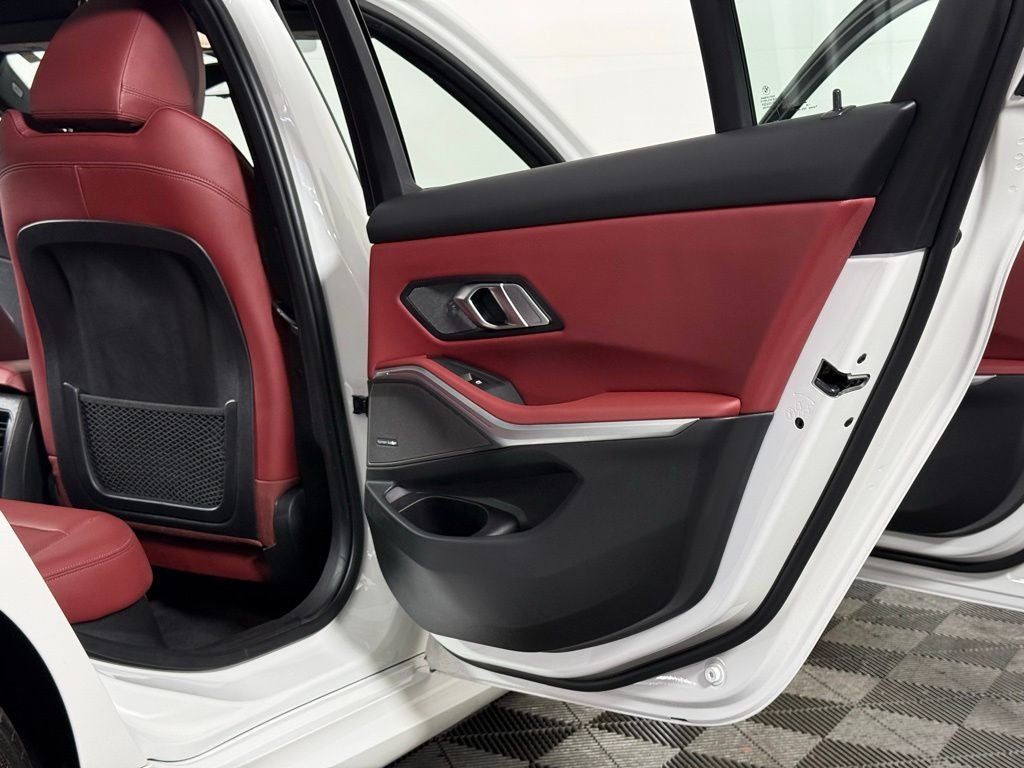 2023 BMW 3 Series 330e xDrive