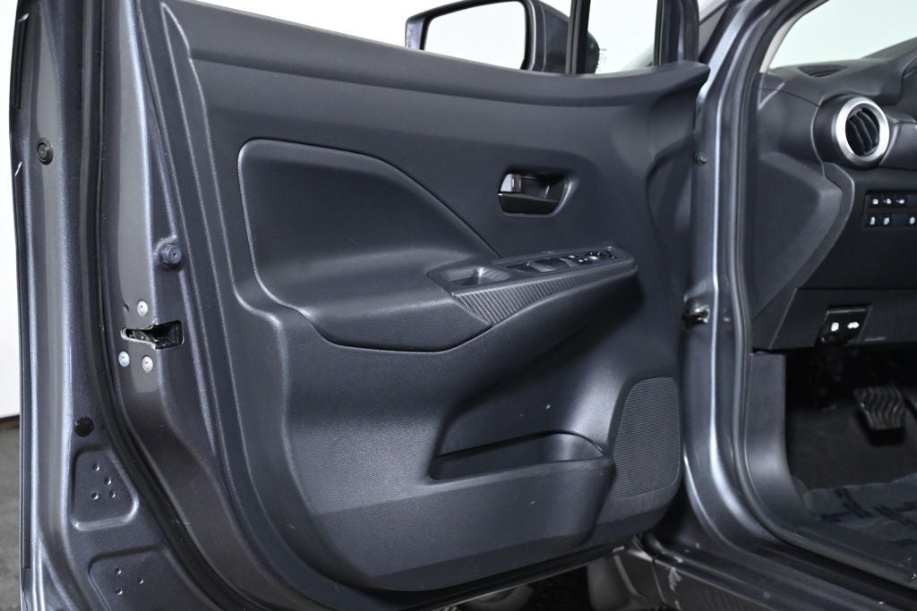 2020 Nissan Versa 1.6 S