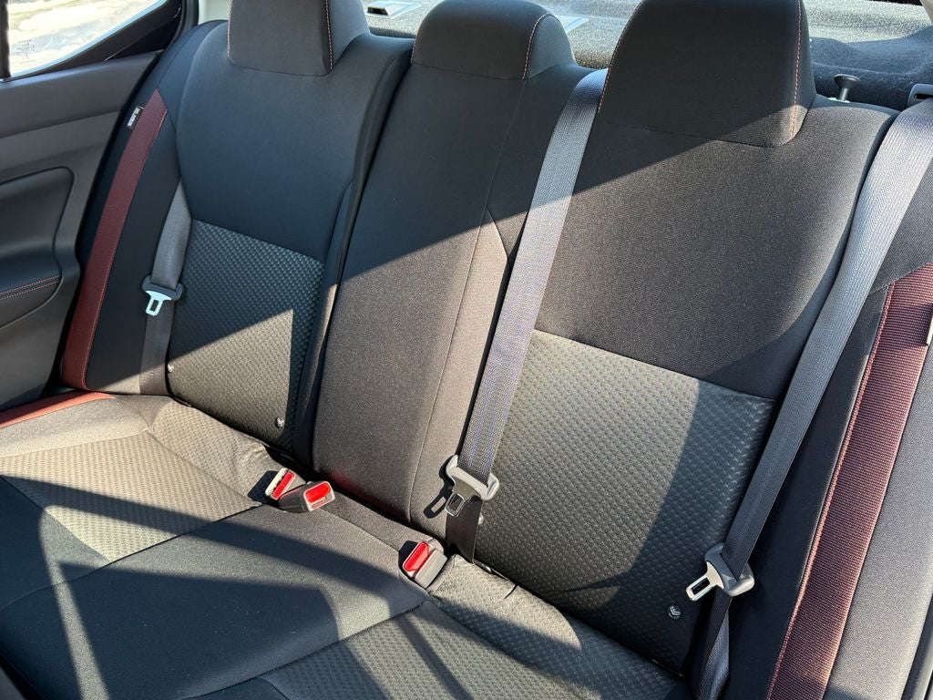 2025 Nissan Versa 1.6 SR