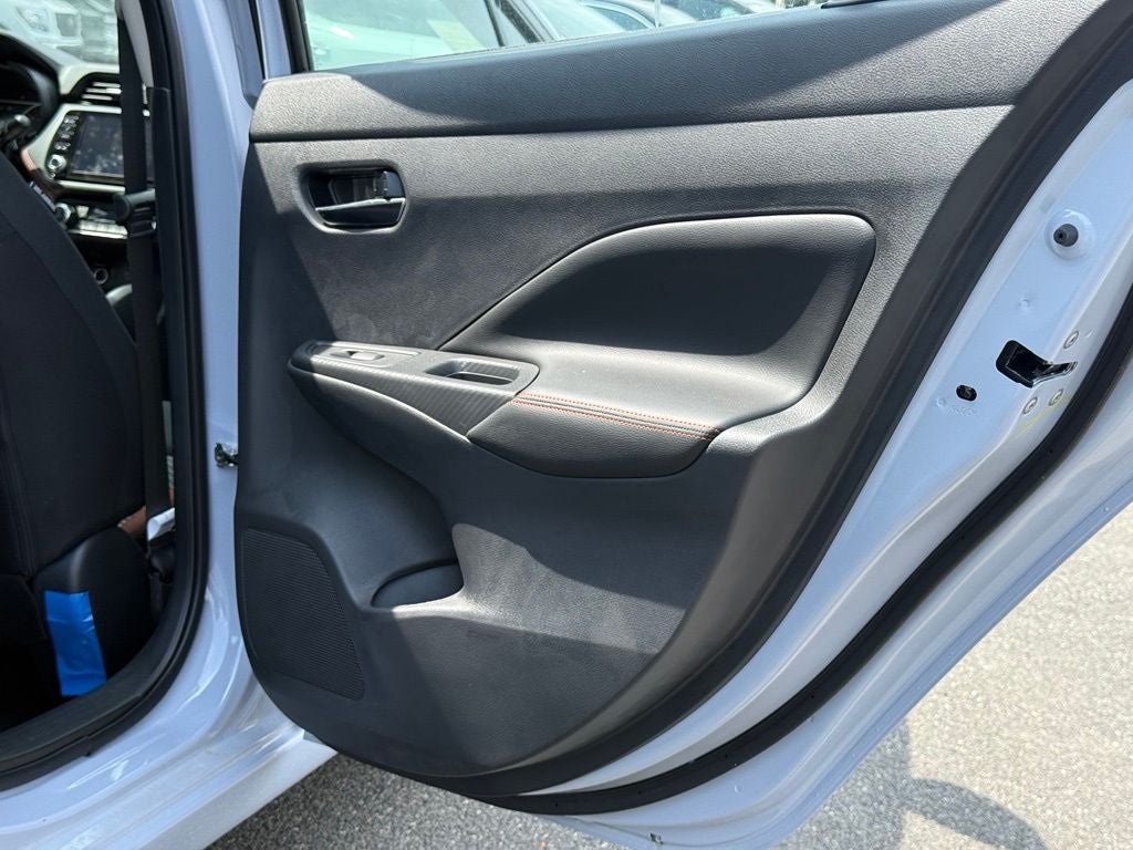 2025 Nissan Versa 1.6 SR