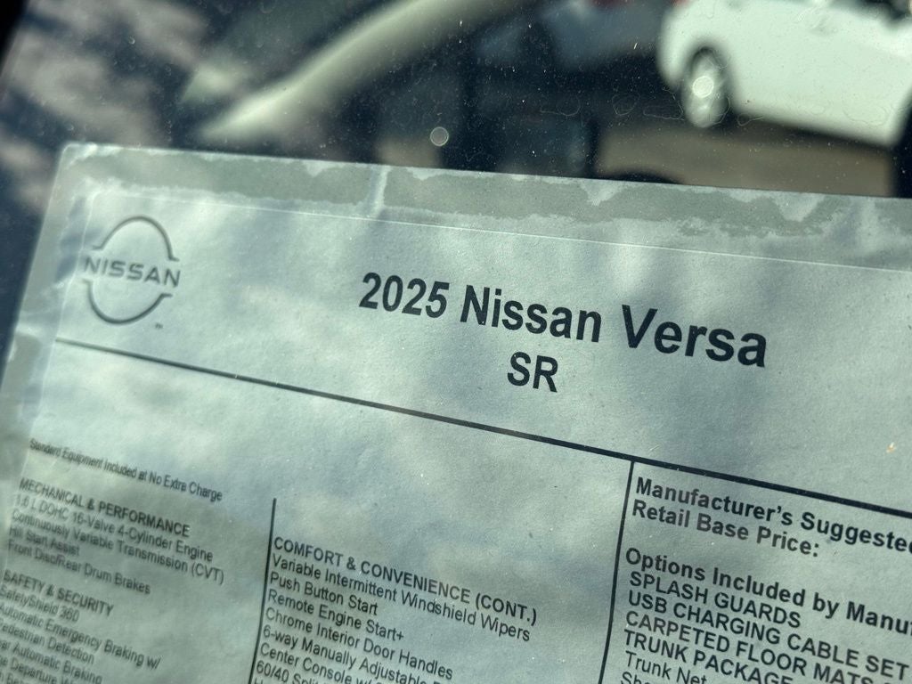 2025 Nissan Versa 1.6 SR