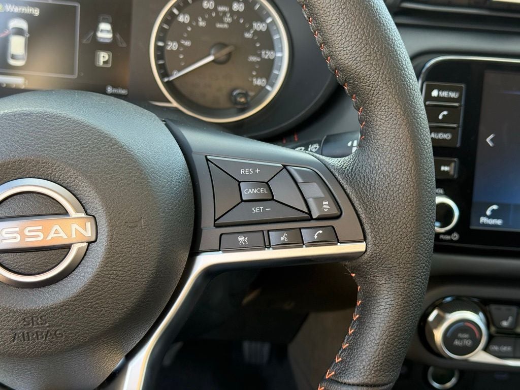 2025 Nissan Versa 1.6 SR