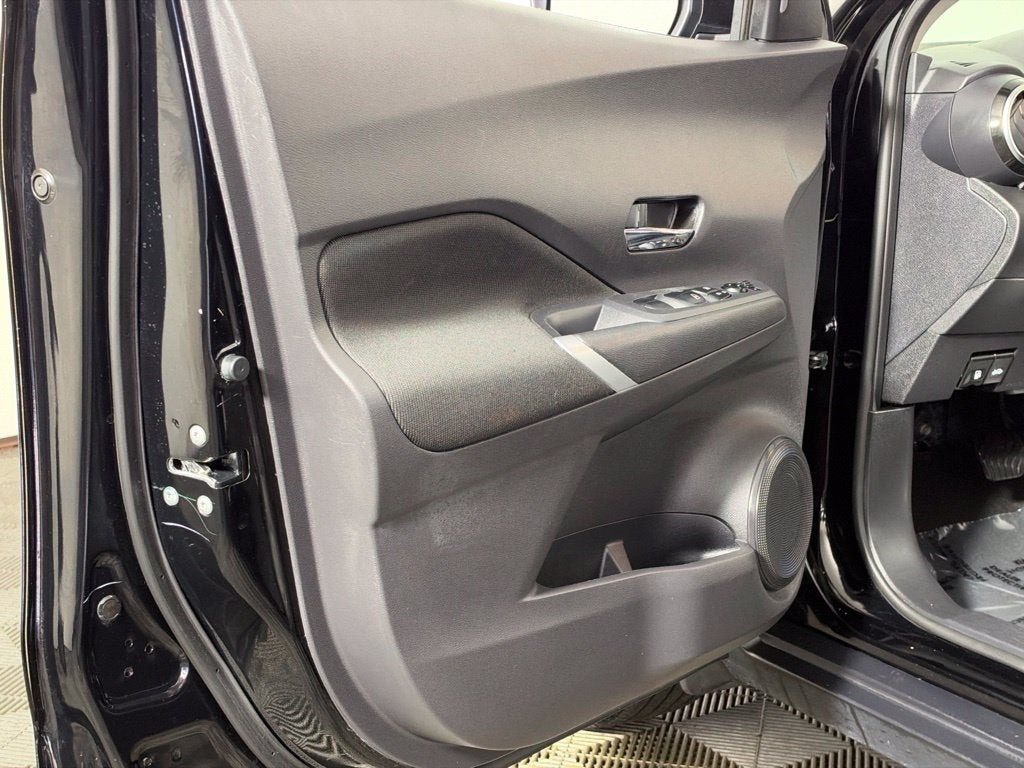 2024 Nissan Kicks SV Nissan Certified