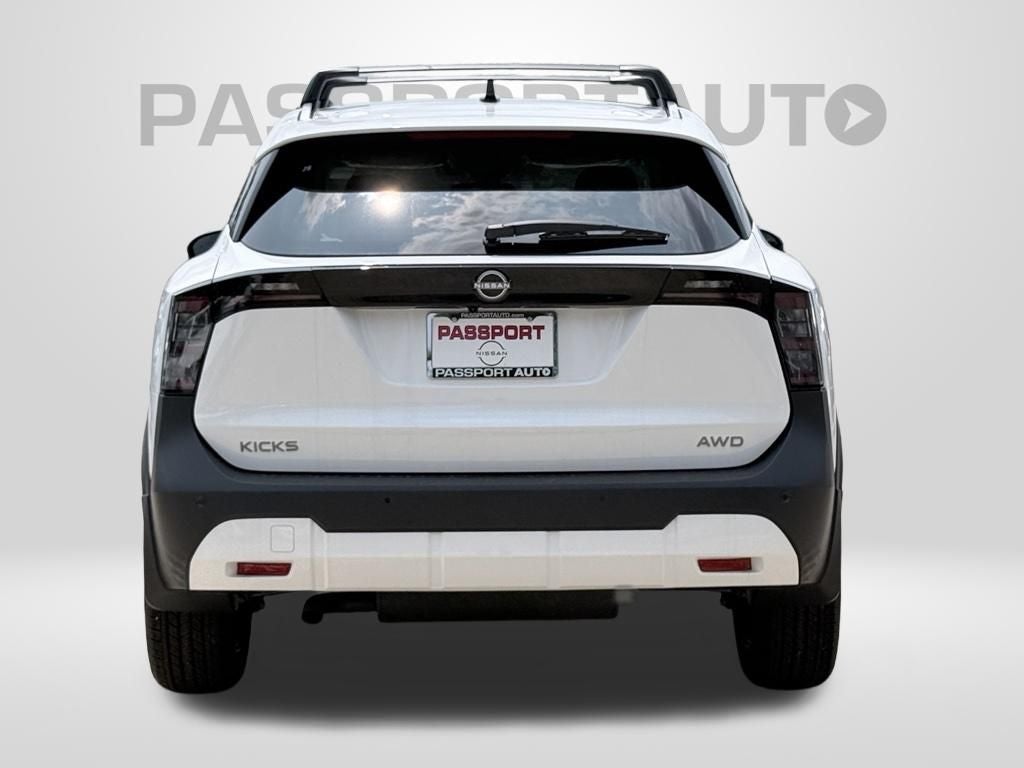 2026 Nissan Kicks SV