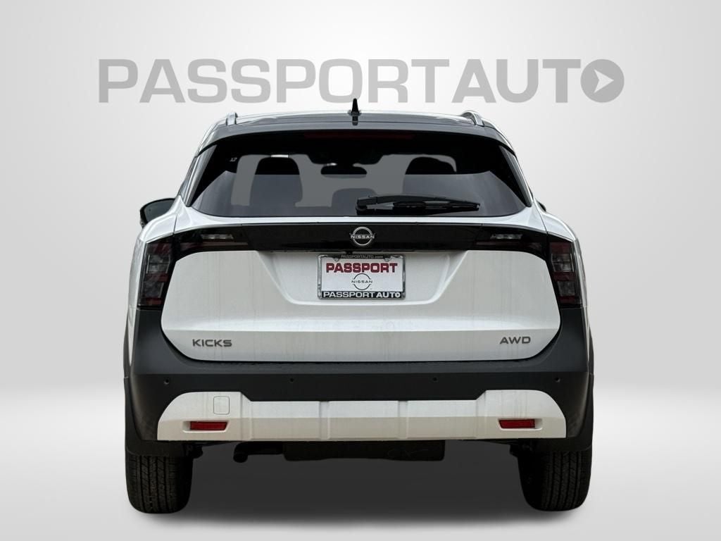 2026 Nissan Kicks SV